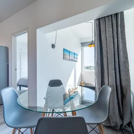 Ocean View Near Arrifana With Parking