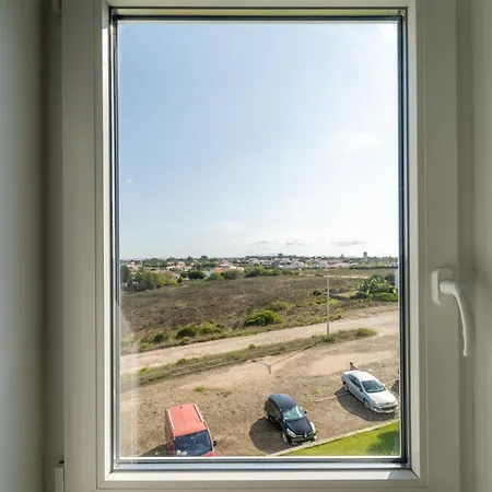 Ocean View Near Arrifana With Parking