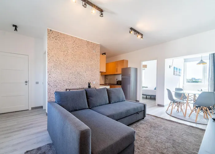 Ocean View Near Arrifana With Parking